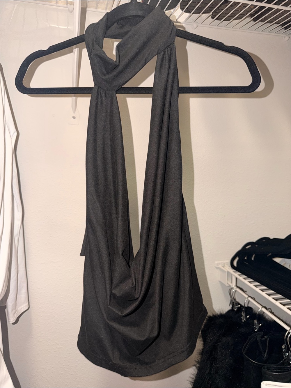 SHEIN Black Halter Drape Neck Tank Top